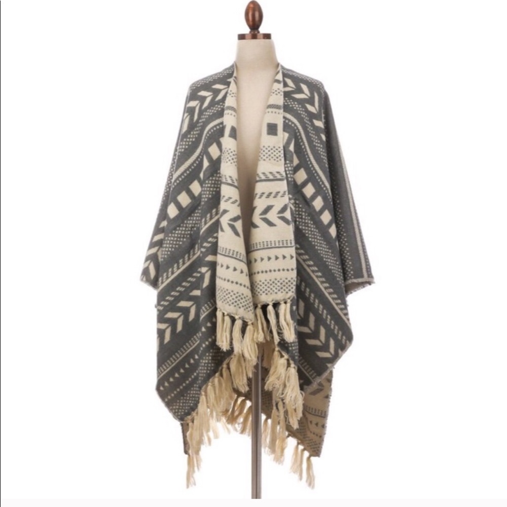 Boho Tribal Print Poncho